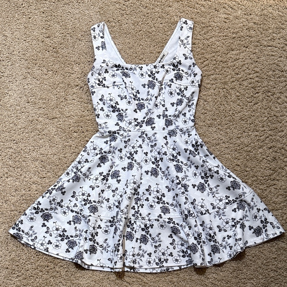 Mystic Floral Sleeveless Dress